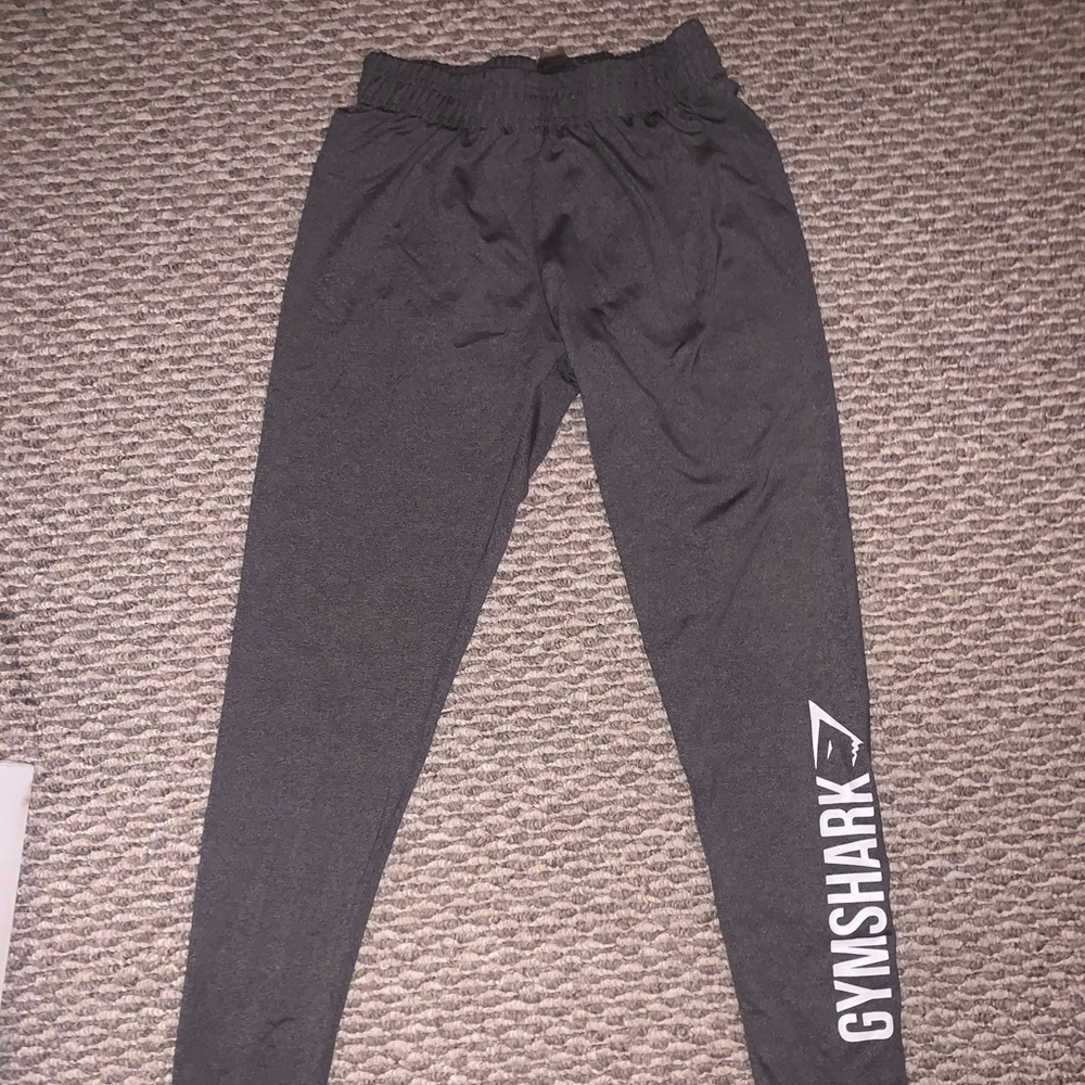 RARELY WORN! Size Medium Gymshark leggings